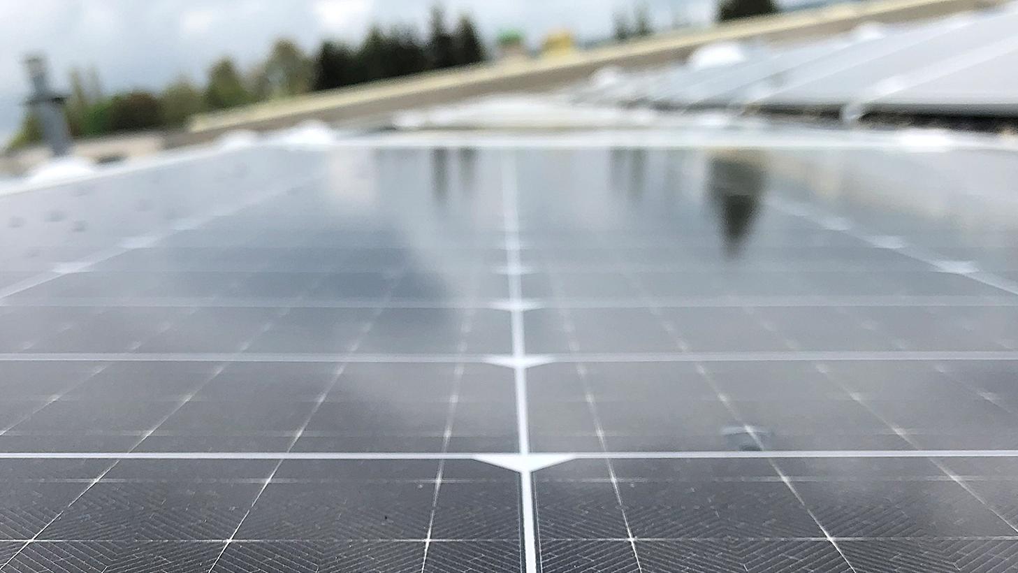 Referenz des Kunden Bad Dürrheimer: Solaranlage auf dem Dach